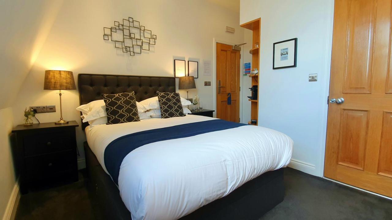 A Room With A View Brighton Exterior photo A bedroom at the hotel