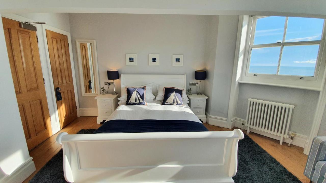 A Room With A View Brighton Exterior photo The bedroom at The Lookout